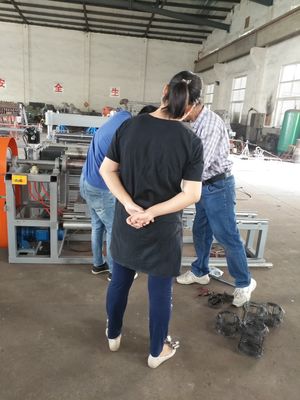 4 Rolls Together Easy Operation Brick Force Welding Wire Mesh Machine Price for Zimbabwe