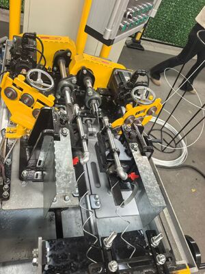 new design PLC Full Automatic Chain Link Fence Machine / Diamond wire Mesh machine