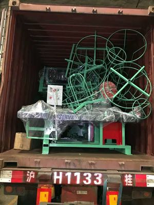China Factory of Automatic High Capality Barbed Wire Mesh Machine CS-A